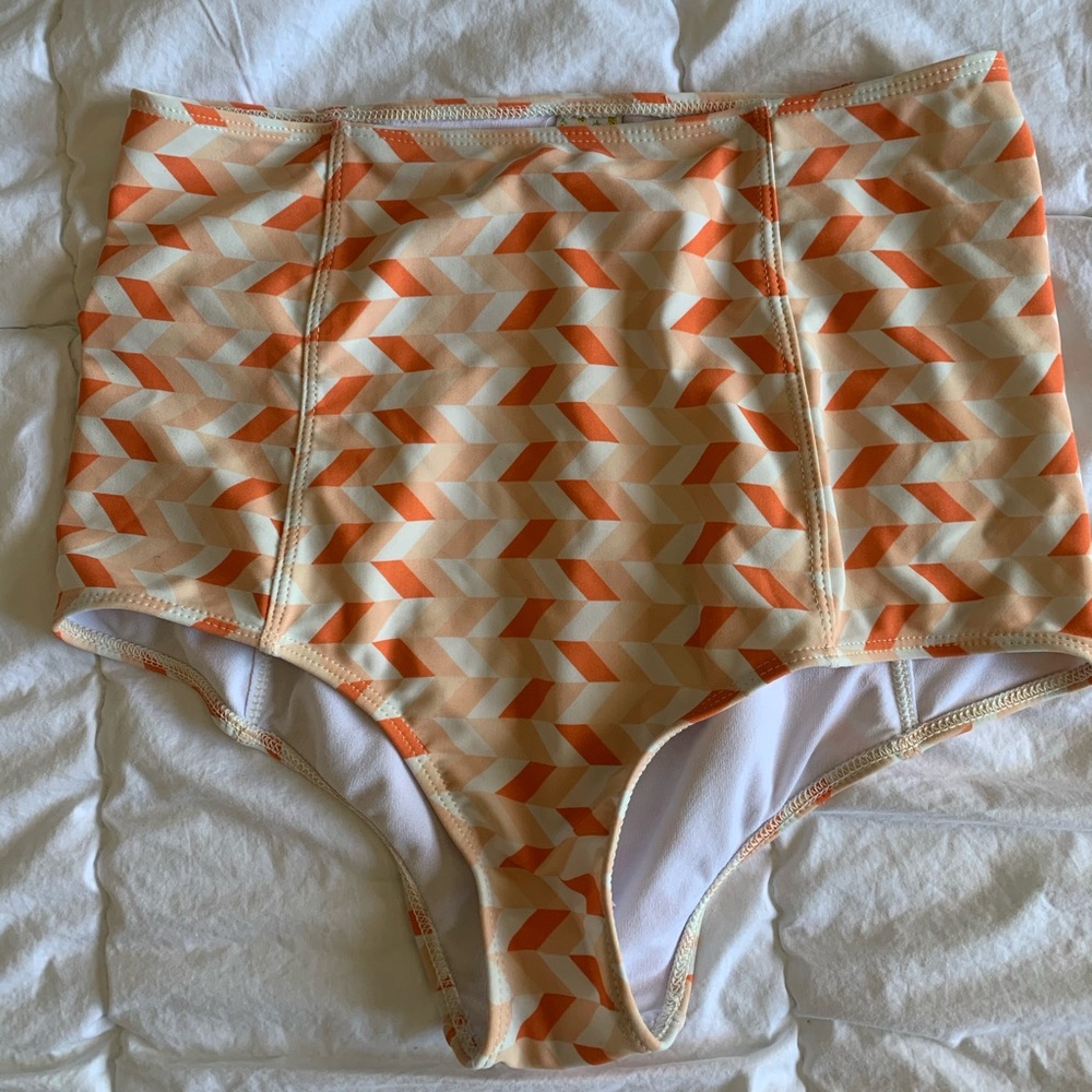 High Waisted Kortni Jeane Bottoms